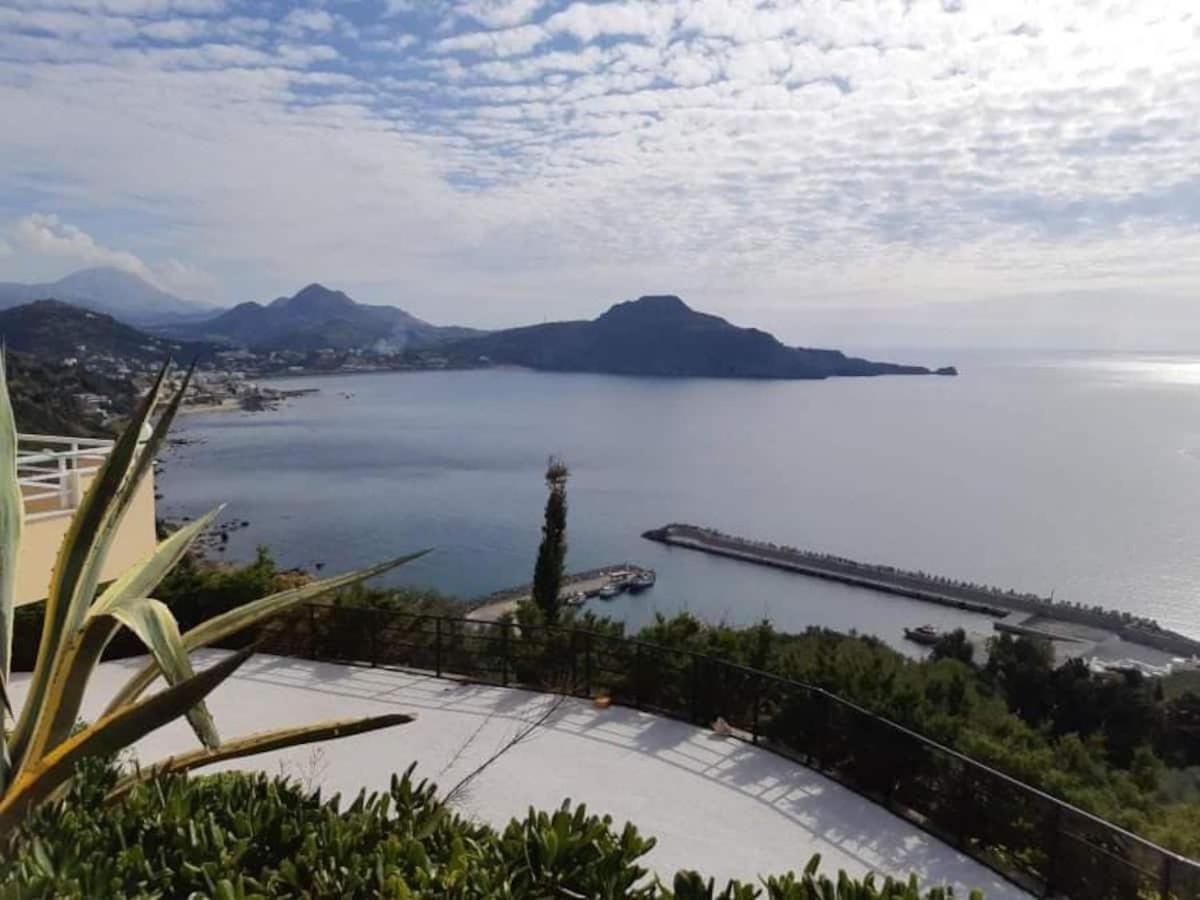 Villa Elgini 플라키아스 외부 사진
