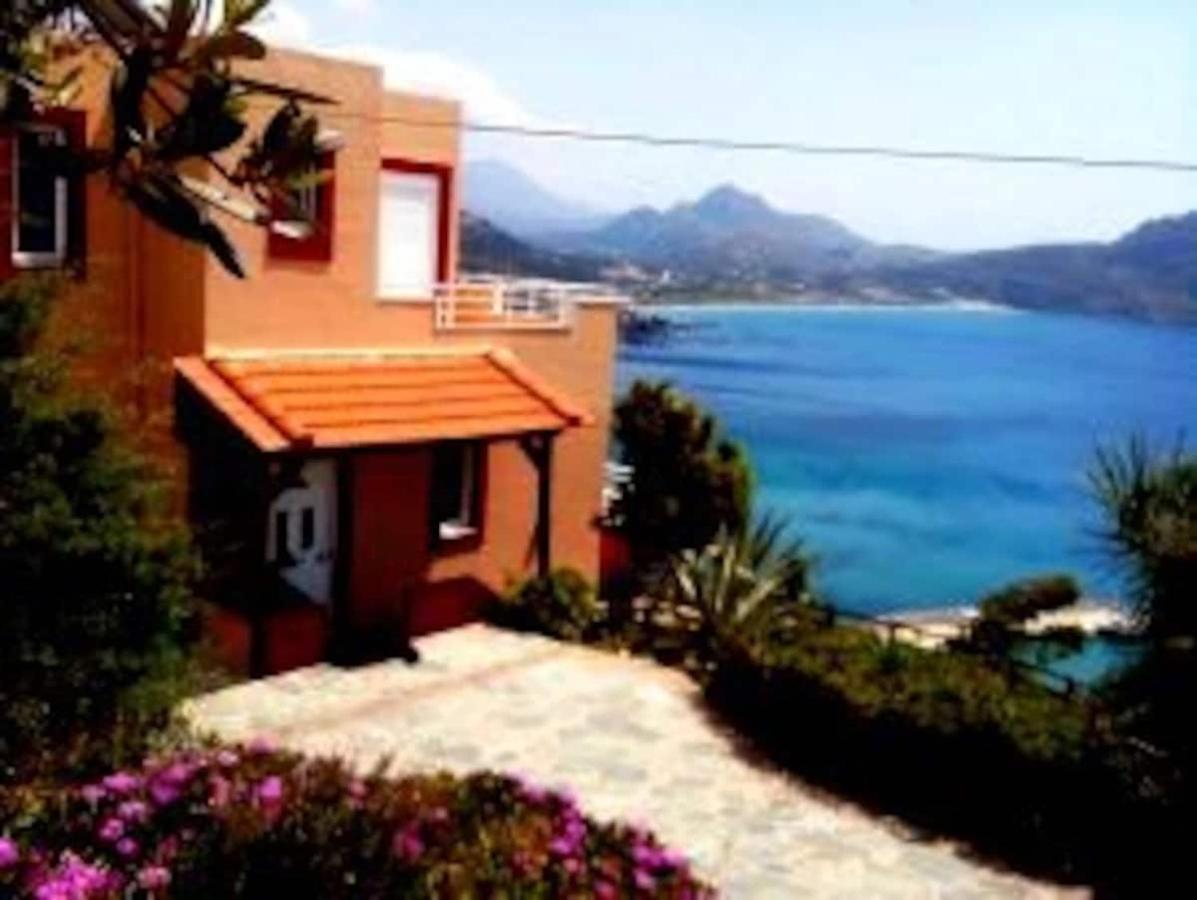 Villa Elgini 플라키아스 외부 사진
