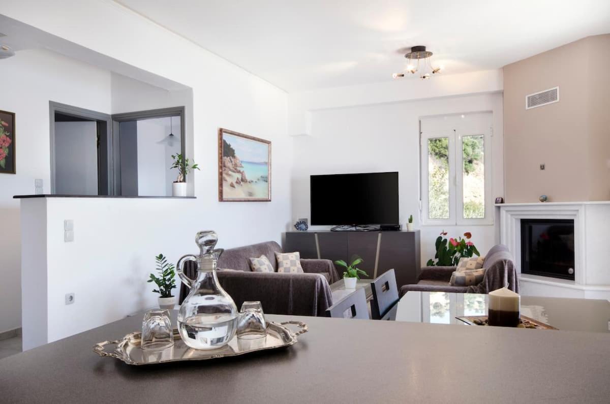 Villa Elgini 플라키아스 외부 사진
