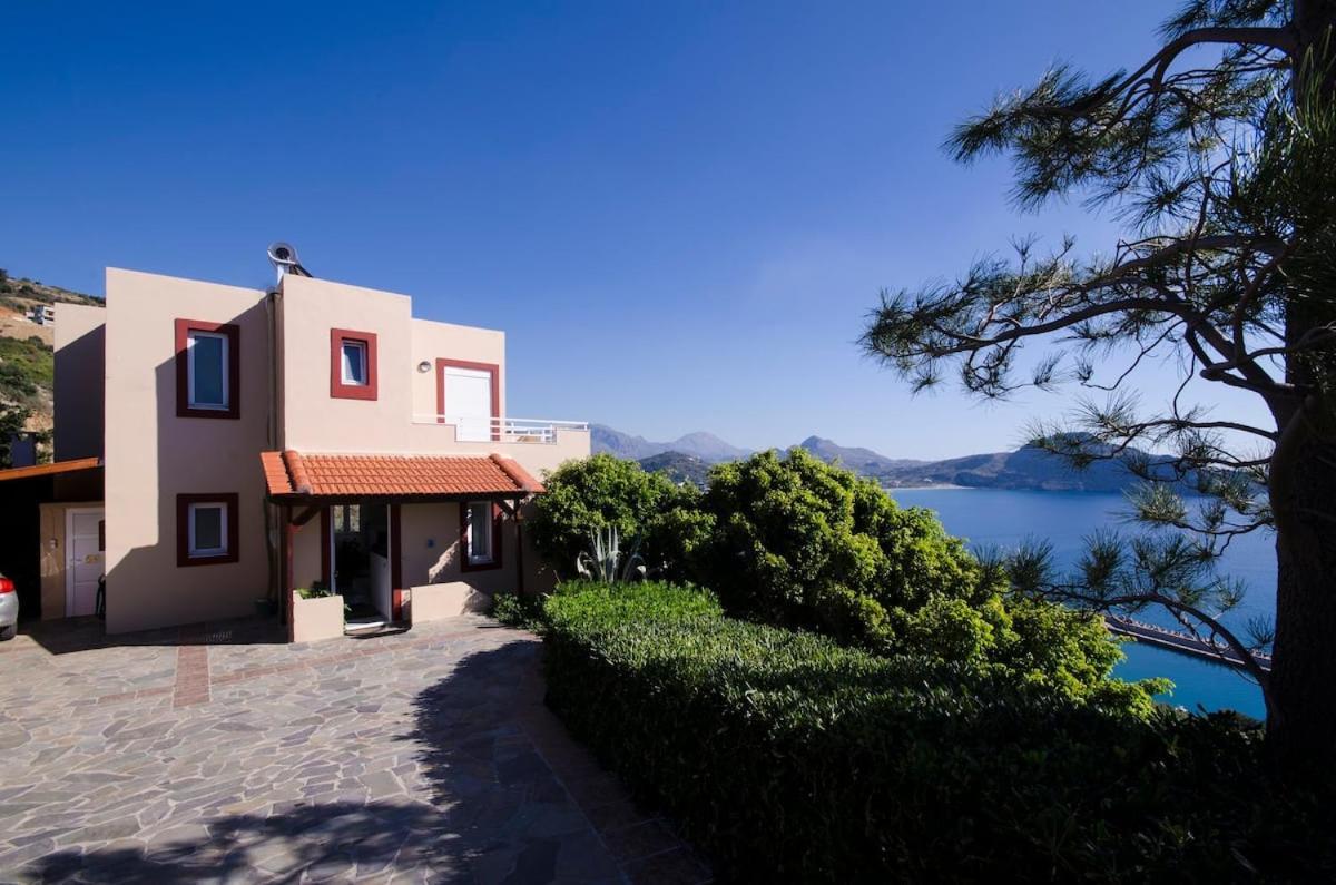 Villa Elgini 플라키아스 외부 사진