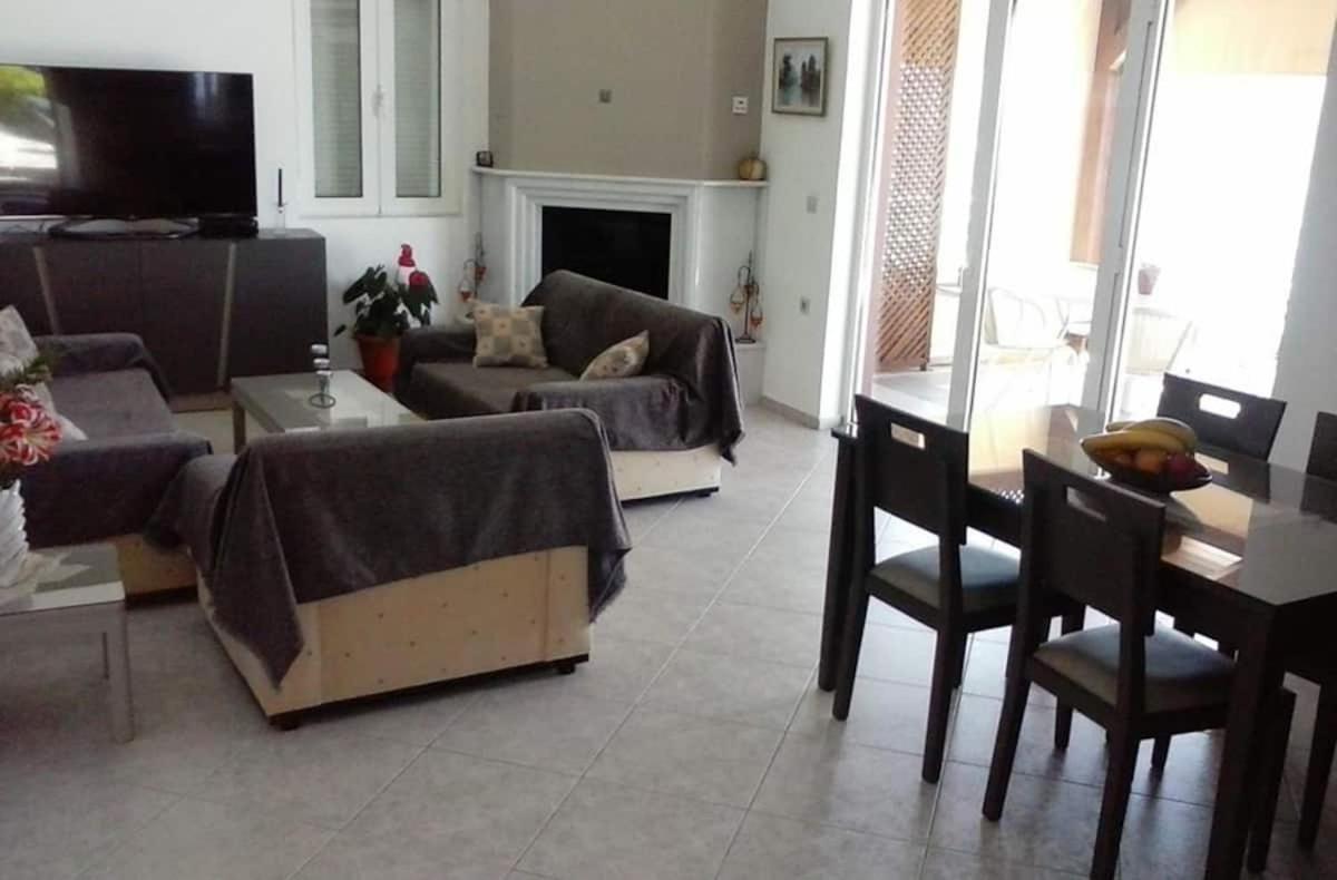 Villa Elgini 플라키아스 외부 사진